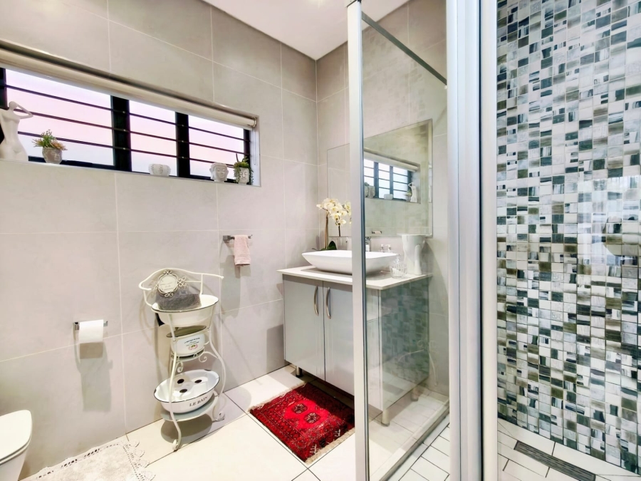 3 Bedroom Property for Sale in Mooivallei Park North West